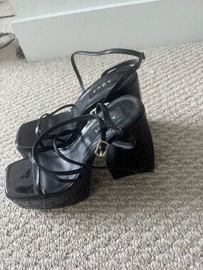 Aqua Chance Black Patent Strappy Platform Heels